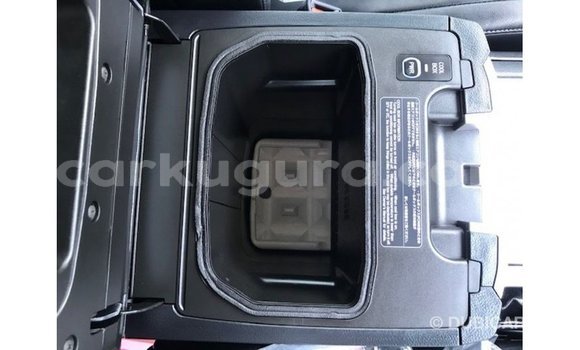 Buy Import Toyota Land Cruiser White Car in Import - Dubai in Bujumbura Buy Import Toyota Land Cruiser White Car in Import - Dubai in Bujumbura