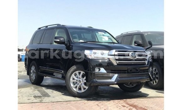 Buy Import Toyota Land Cruiser Black Car in Import - Dubai in Bujumbura