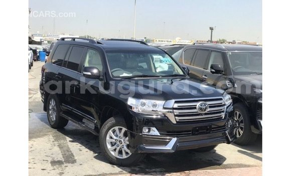 Acheter Import Voiture Toyota Land Cruiser Noir à Import - Dubai, Bujumbura Acheter Import Voiture Toyota Land Cruiser Noir à Import - Dubai, Bujumbura