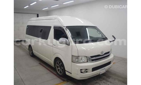 Acheter Import Voiture Toyota Hiace Blanc à Import - Dubai, Bujumbura Acheter Import Voiture Toyota Hiace Blanc à Import - Dubai, Bujumbura