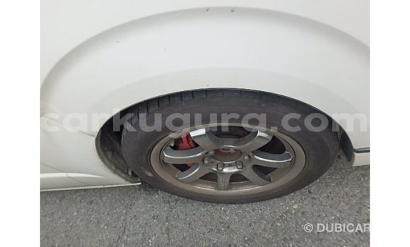 Acheter Import Voiture Toyota Hiace Blanc à Import - Dubai, Bujumbura Acheter Import Voiture Toyota Hiace Blanc à Import - Dubai, Bujumbura