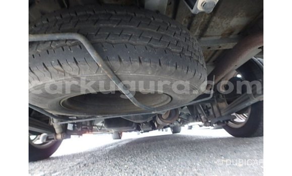 Acheter Import Voiture Toyota Hiace Blanc à Import - Dubai, Bujumbura Acheter Import Voiture Toyota Hiace Blanc à Import - Dubai, Bujumbura