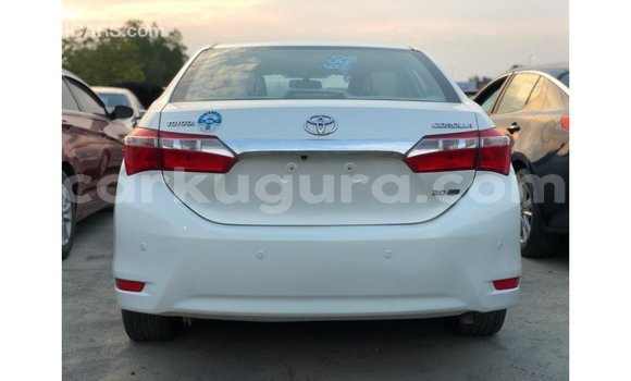 Nunua Imported Toyota Corolla Nyeupe Gari ndani ya Import - Dubai nchini Bujumbura Nunua Imported Toyota Corolla Nyeupe Gari ndani ya Import - Dubai nchini Bujumbura