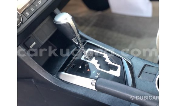 Nunua Imported Toyota Corolla Nyeupe Gari ndani ya Import - Dubai nchini Bujumbura Nunua Imported Toyota Corolla Nyeupe Gari ndani ya Import - Dubai nchini Bujumbura