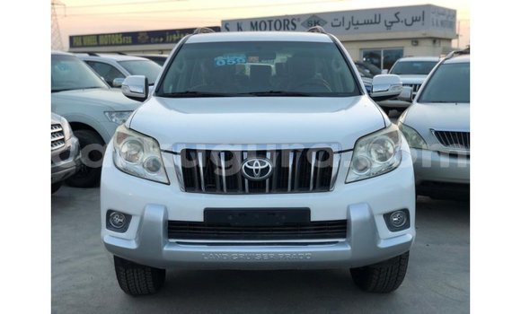 Nunua Imported Toyota Prado Nyeupe Gari ndani ya Import - Dubai nchini Bujumbura Nunua Imported Toyota Prado Nyeupe Gari ndani ya Import - Dubai nchini Bujumbura