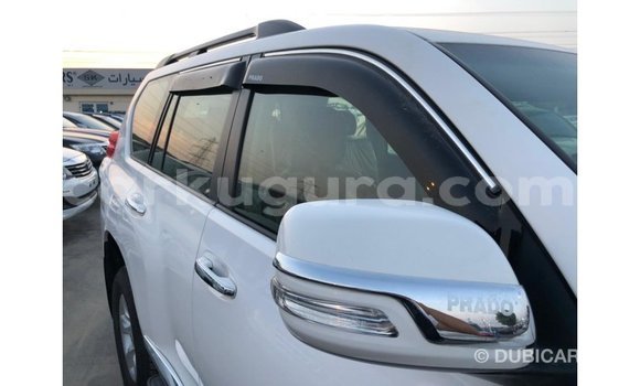 Acheter Import Voiture Toyota Prado Blanc à Import - Dubai, Bujumbura Acheter Import Voiture Toyota Prado Blanc à Import - Dubai, Bujumbura