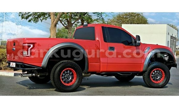 Nunua Imported Ford AEV AMBULANCE Nyekundu Lori ndani ya Import - Dubai nchini Bujumbura Nunua Imported Ford AEV AMBULANCE Nyekundu Lori ndani ya Import - Dubai nchini Bujumbura