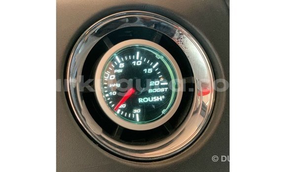 Nunua Imported Ford AEV AMBULANCE Nyekundu Lori ndani ya Import - Dubai nchini Bujumbura Nunua Imported Ford AEV AMBULANCE Nyekundu Lori ndani ya Import - Dubai nchini Bujumbura