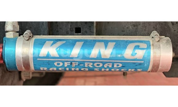 Nunua Imported Ford AEV AMBULANCE Nyekundu Lori ndani ya Import - Dubai nchini Bujumbura Nunua Imported Ford AEV AMBULANCE Nyekundu Lori ndani ya Import - Dubai nchini Bujumbura