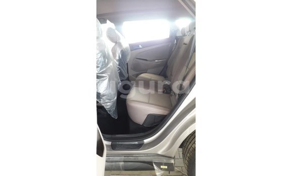 Nunua Imported Hyundai Tucson Nyingine Gari ndani ya Import - Dubai nchini Bujumbura Nunua Imported Hyundai Tucson Nyingine Gari ndani ya Import - Dubai nchini Bujumbura