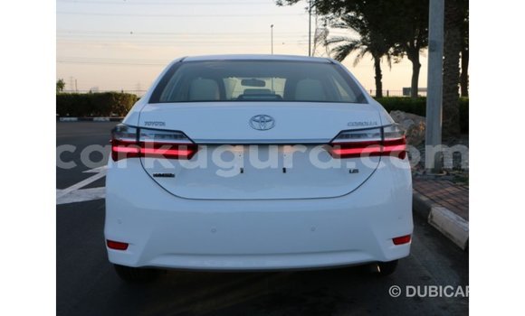 Nunua Imported Toyota Corolla Nyeupe Gari ndani ya Import - Dubai nchini Bujumbura Nunua Imported Toyota Corolla Nyeupe Gari ndani ya Import - Dubai nchini Bujumbura