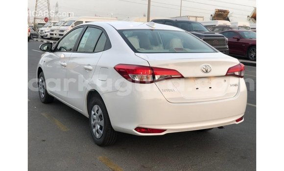 Nunua Imported Toyota Yaris Nyeupe Gari ndani ya Import - Dubai nchini Bujumbura Nunua Imported Toyota Yaris Nyeupe Gari ndani ya Import - Dubai nchini Bujumbura
