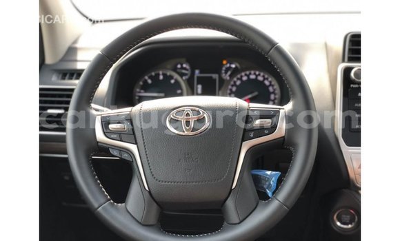 Nunua Imported Toyota Prado Nyeusi Gari ndani ya Import - Dubai nchini Bujumbura Nunua Imported Toyota Prado Nyeusi Gari ndani ya Import - Dubai nchini Bujumbura