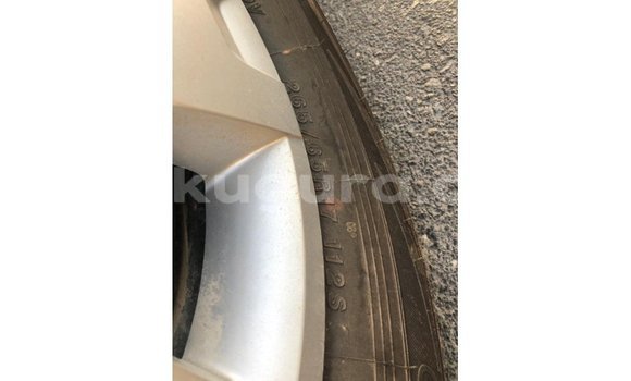 Nunua Imported Toyota Hilux Nyingine Gari ndani ya Import - Dubai nchini Bujumbura Nunua Imported Toyota Hilux Nyingine Gari ndani ya Import - Dubai nchini Bujumbura