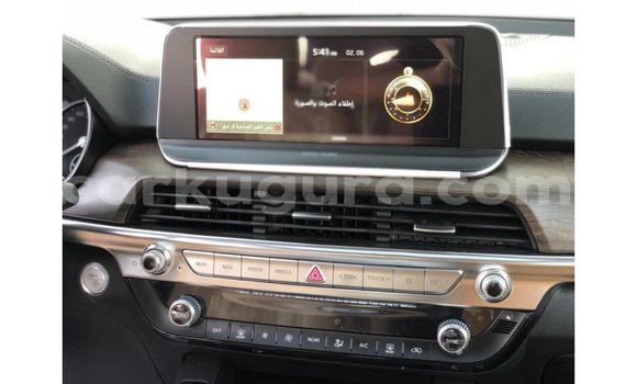 Nunua Imported Kia Carens Nyeupe Gari ndani ya Import - Dubai nchini Bujumbura Nunua Imported Kia Carens Nyeupe Gari ndani ya Import - Dubai nchini Bujumbura