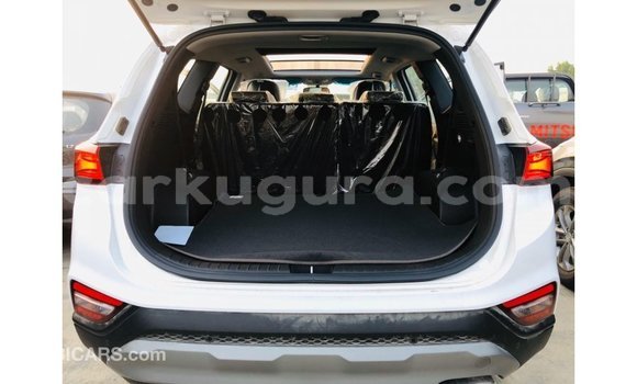 Buy Import Hyundai Santa Fe White Car in Import - Dubai in Bujumbura Buy Import Hyundai Santa Fe White Car in Import - Dubai in Bujumbura