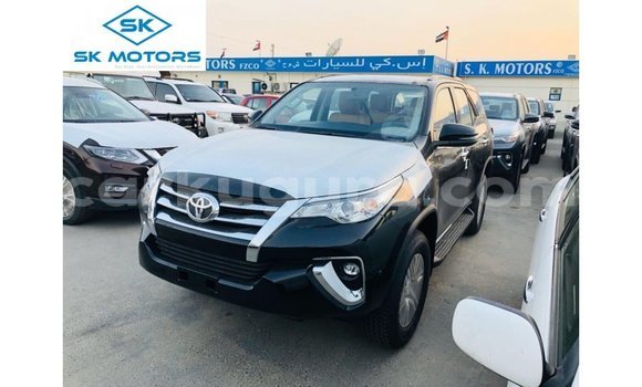 Buy Import Toyota Fortuner Black Car in Import - Dubai in Bujumbura Buy Import Toyota Fortuner Black Car in Import - Dubai in Bujumbura