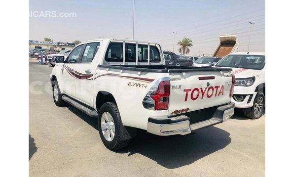 Acheter Import Voiture Toyota Hilux Blanc à Import - Dubai, Bujumbura Acheter Import Voiture Toyota Hilux Blanc à Import - Dubai, Bujumbura