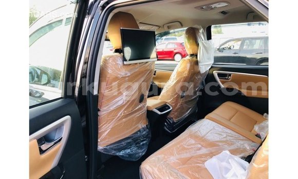 Buy Import Toyota Fortuner Black Car in Import - Dubai in Bujumbura Buy Import Toyota Fortuner Black Car in Import - Dubai in Bujumbura