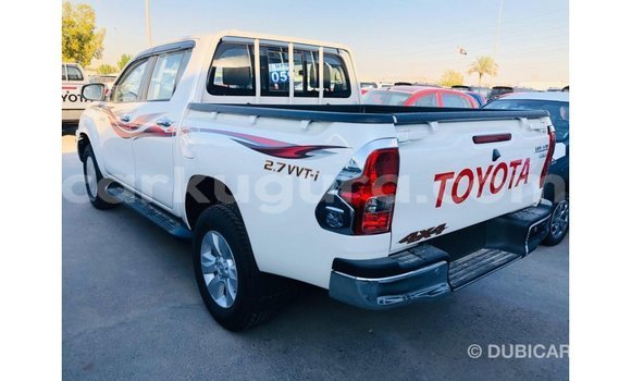 Acheter Import Voiture Toyota Hilux Blanc à Import - Dubai, Bujumbura Acheter Import Voiture Toyota Hilux Blanc à Import - Dubai, Bujumbura