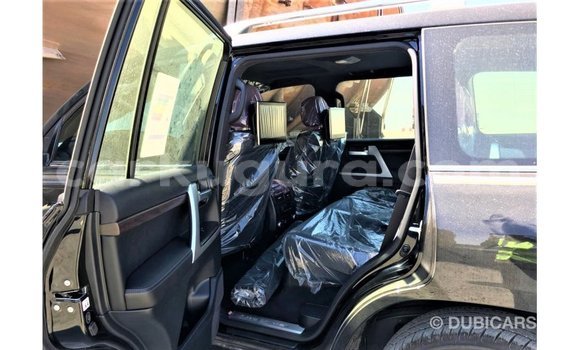 Buy Import Toyota Land Cruiser Black Car in Import - Dubai in Bujumbura Buy Import Toyota Land Cruiser Black Car in Import - Dubai in Bujumbura