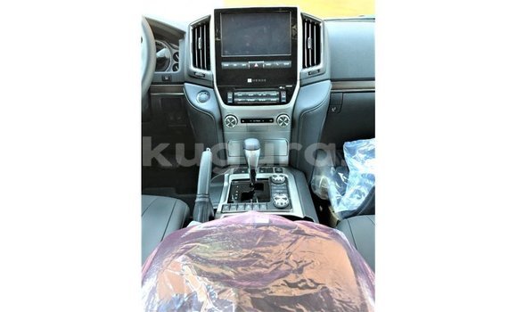Buy Import Toyota Land Cruiser Black Car in Import - Dubai in Bujumbura Buy Import Toyota Land Cruiser Black Car in Import - Dubai in Bujumbura