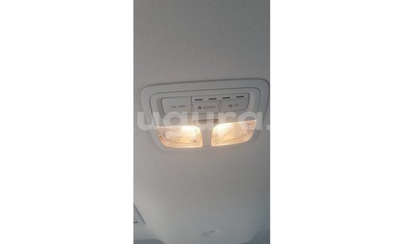 Buy Import Mitsubishi L200 White Car in Import - Dubai in Bujumbura Buy Import Mitsubishi L200 White Car in Import - Dubai in Bujumbura