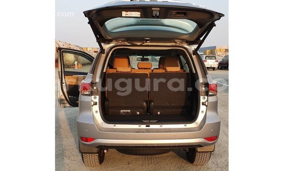 Buy Import Toyota Fortuner Other Car in Import - Dubai in Bujumbura Buy Import Toyota Fortuner Other Car in Import - Dubai in Bujumbura