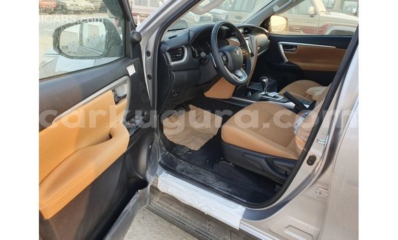 Buy Import Toyota Fortuner Other Car in Import - Dubai in Bujumbura Buy Import Toyota Fortuner Other Car in Import - Dubai in Bujumbura
