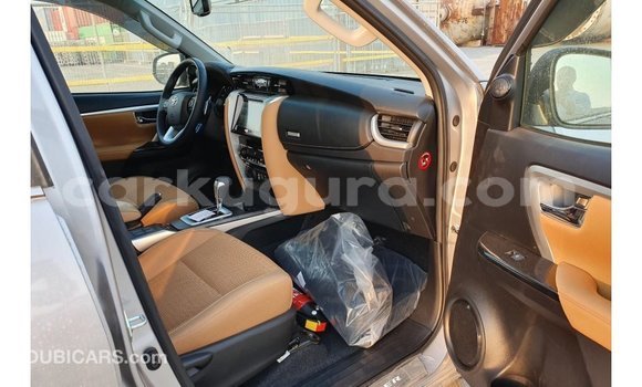 Buy Import Toyota Fortuner Other Car in Import - Dubai in Bujumbura Buy Import Toyota Fortuner Other Car in Import - Dubai in Bujumbura