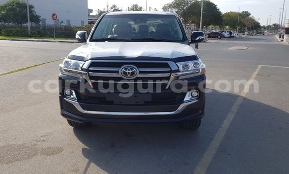 Acheter Import Voiture Toyota Land Cruiser Noir à Import - Dubai, Bujumbura