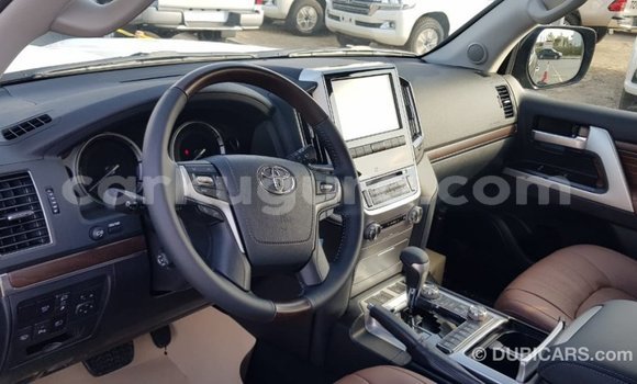Buy Import Toyota Land Cruiser Black Car in Import - Dubai in Bujumbura Buy Import Toyota Land Cruiser Black Car in Import - Dubai in Bujumbura