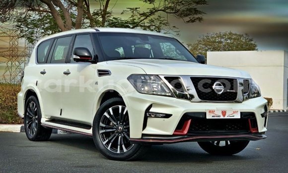 Buy Import Nissan Patrol White Car in Import - Dubai in Bujumbura Buy Import Nissan Patrol White Car in Import - Dubai in Bujumbura