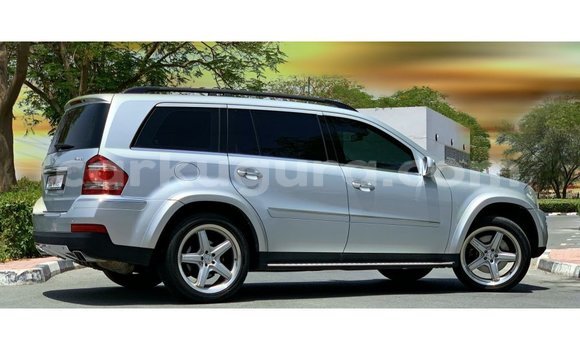 Nunua Imported Mercedes-Benz 190 Nyingine Gari ndani ya Import - Dubai nchini Bujumbura Nunua Imported Mercedes-Benz 190 Nyingine Gari ndani ya Import - Dubai nchini Bujumbura