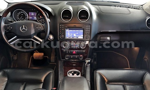 Nunua Imported Mercedes-Benz 190 Nyingine Gari ndani ya Import - Dubai nchini Bujumbura Nunua Imported Mercedes-Benz 190 Nyingine Gari ndani ya Import - Dubai nchini Bujumbura