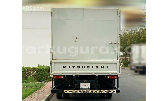 Nunua Imported Mitsubishi Carisma Nyeupe Gari ndani ya Import - Dubai nchini Bujumbura Nunua Imported Mitsubishi Carisma Nyeupe Gari ndani ya Import - Dubai nchini Bujumbura