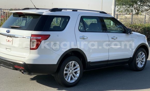 Buy Import Ford Explorer White Car in Import - Dubai in Bujumbura Buy Import Ford Explorer White Car in Import - Dubai in Bujumbura