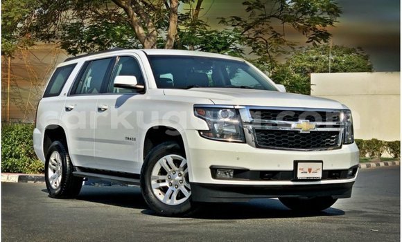 Acheter Import Voiture Chevrolet Tahoe Blanc à Import - Dubai, Bujumbura