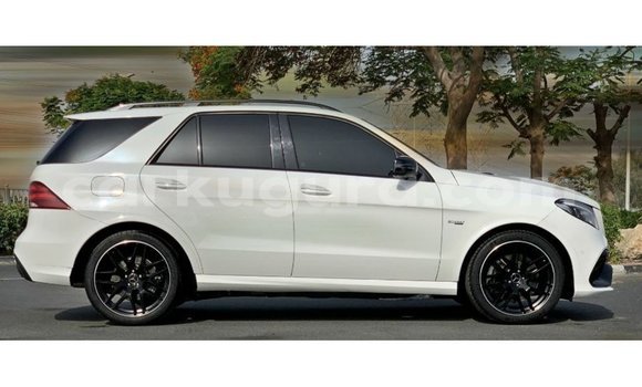 Buy Import Mercedes-Benz GLE White Car in Import - Dubai in Bujumbura Buy Import Mercedes-Benz GLE White Car in Import - Dubai in Bujumbura