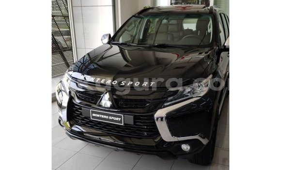 Acheter Import Voiture Mitsubishi Montero Noir à Import - Dubai, Bujumbura