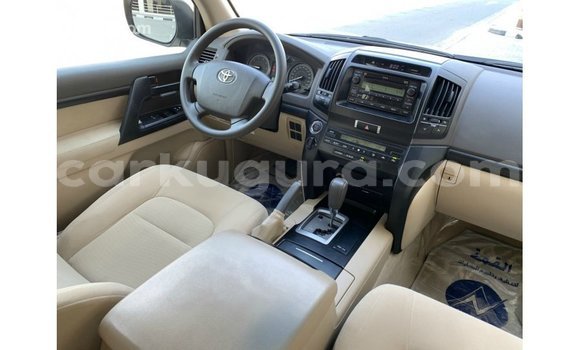 Buy Import Toyota Land Cruiser Other Car in Import - Dubai in Bujumbura Buy Import Toyota Land Cruiser Other Car in Import - Dubai in Bujumbura