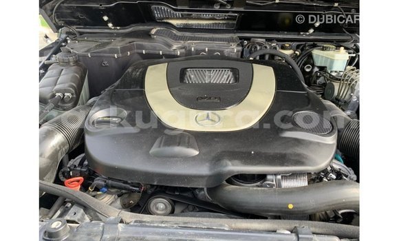 Acheter Import Voiture Mercedes-Benz 190 Noir à Import - Dubai, Bujumbura Acheter Import Voiture Mercedes-Benz 190 Noir à Import - Dubai, Bujumbura