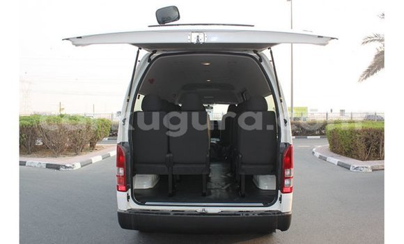 Nunua Imported Toyota Hiace Nyeupe Gari ndani ya Import - Dubai nchini Bujumbura Nunua Imported Toyota Hiace Nyeupe Gari ndani ya Import - Dubai nchini Bujumbura