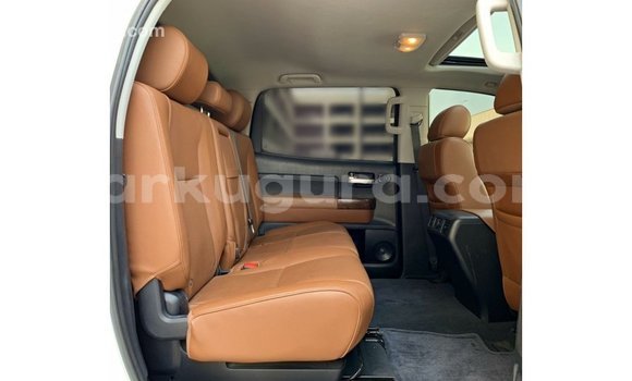 Buy Import Toyota Tundra White Car in Import - Dubai in Bujumbura Buy Import Toyota Tundra White Car in Import - Dubai in Bujumbura