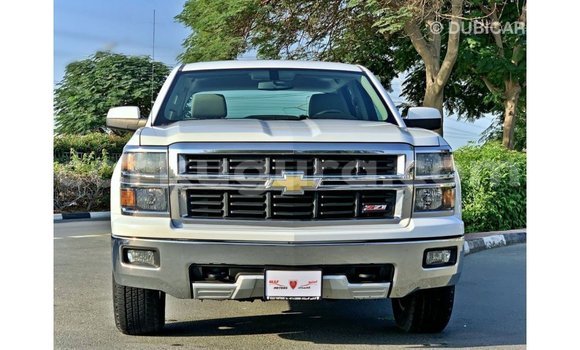 Nunua Imported Chevrolet Silverado Nyeupe Gari ndani ya Import - Dubai nchini Bujumbura Nunua Imported Chevrolet Silverado Nyeupe Gari ndani ya Import - Dubai nchini Bujumbura