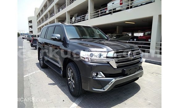 Nunua Imported Toyota Land Cruiser Nyingine Gari ndani ya Import - Dubai nchini Bujumbura Nunua Imported Toyota Land Cruiser Nyingine Gari ndani ya Import - Dubai nchini Bujumbura