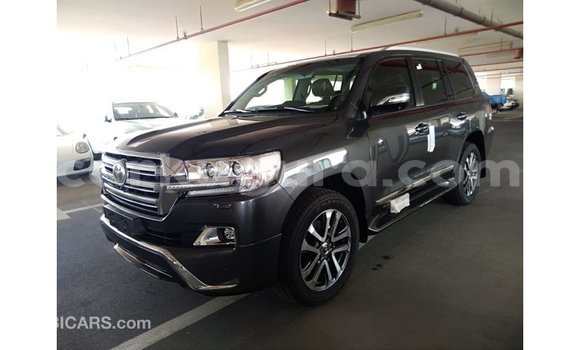 Nunua Imported Toyota Land Cruiser Nyingine Gari ndani ya Import - Dubai nchini Bujumbura Nunua Imported Toyota Land Cruiser Nyingine Gari ndani ya Import - Dubai nchini Bujumbura