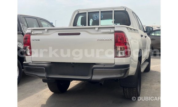Buy Import Toyota Hilux White Car in Import - Dubai in Bujumbura Buy Import Toyota Hilux White Car in Import - Dubai in Bujumbura