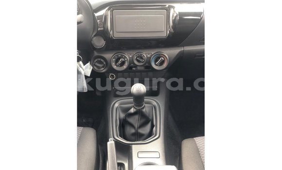 Buy Import Toyota Hilux White Car in Import - Dubai in Bujumbura Buy Import Toyota Hilux White Car in Import - Dubai in Bujumbura