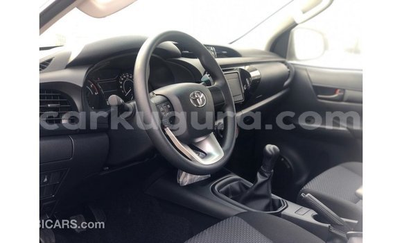 Buy Import Toyota Hilux White Car in Import - Dubai in Bujumbura Buy Import Toyota Hilux White Car in Import - Dubai in Bujumbura